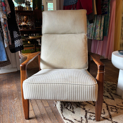 MCM Walnut Lounge Chair